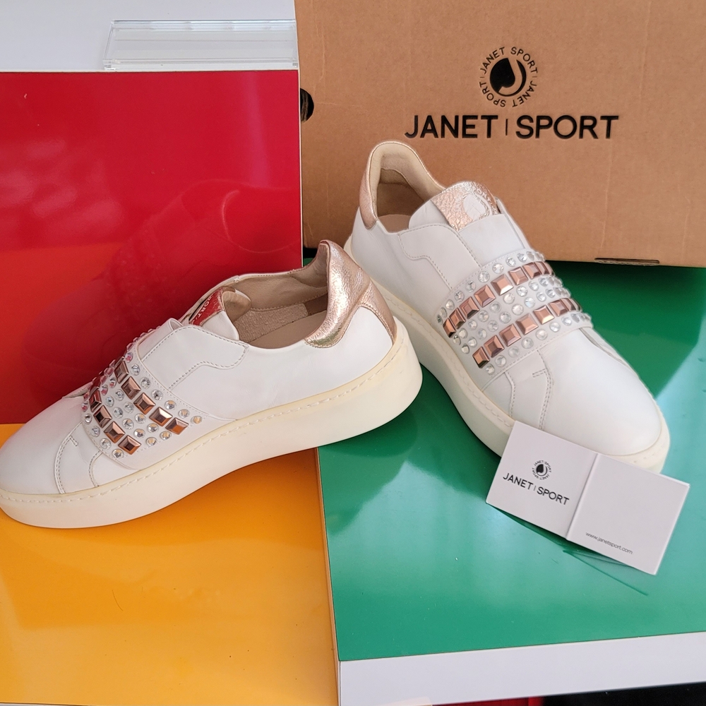 ❗️JANET SPORT Women's White and Gold Sneakers ❗️  NIB